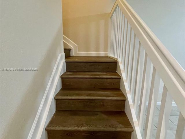 Home for rent at 146 SE 34th Ter 146 - photo 6243548