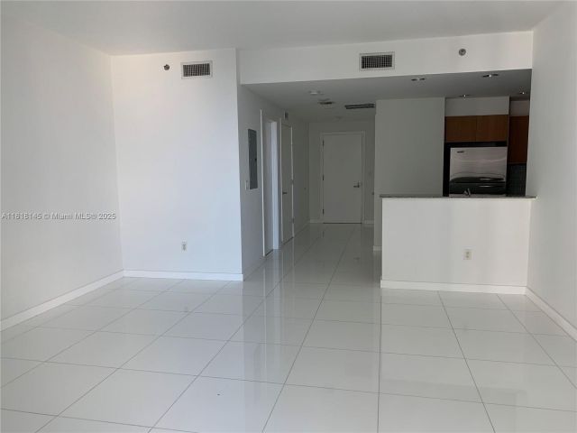 Apartment for sale  Unit #3206 - photo 6243723