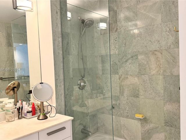 Apartment for sale  Unit #3206 - photo 6243724