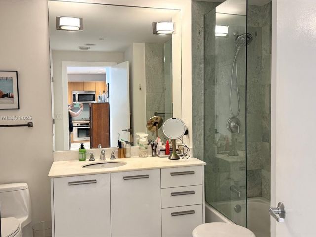 Apartment for sale  Unit #3206 - photo 6243725