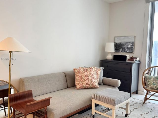 Apartment for sale  Unit #3206 - photo 6243730