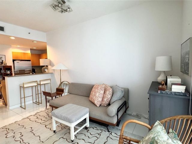 Apartment for sale  Unit #3206 - photo 6243731