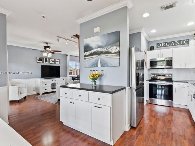 Home for sale at 2617 NE 41st Cir - photo 6244451