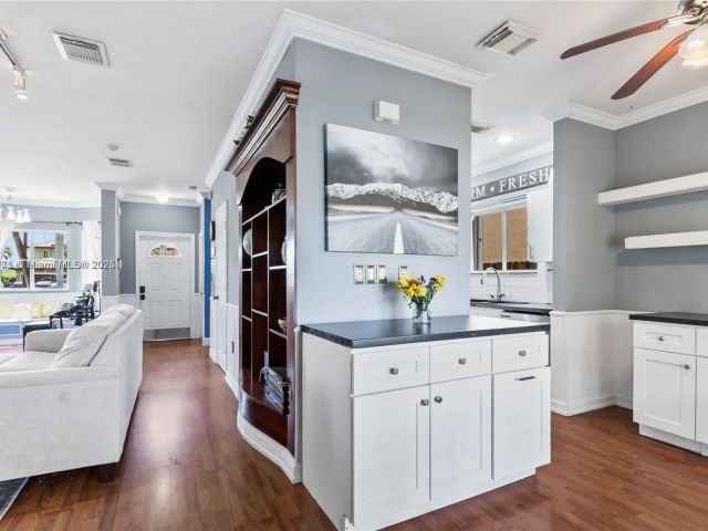 Home for sale at 2617 NE 41st Cir - photo 6244456