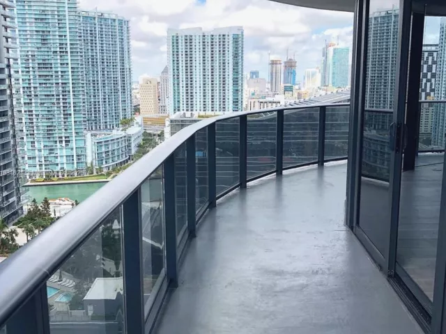 2-bedroom condo for rent in Miami -  - MondialRealty