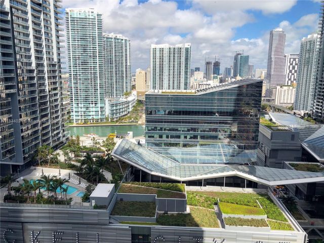 Apartment for rent  Unit # - photo 6807491