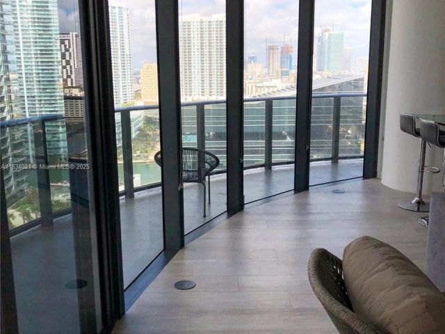 Apartment for rent  Unit # - photo 6807496