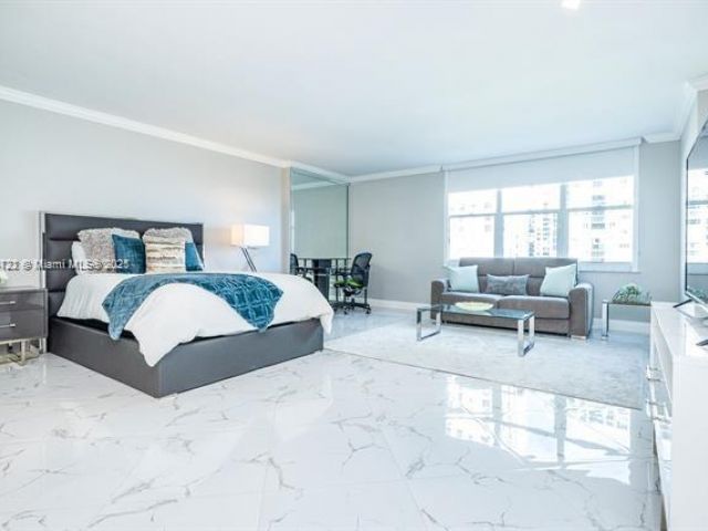 Apartment for rent  Unit #503 - photo 6244521