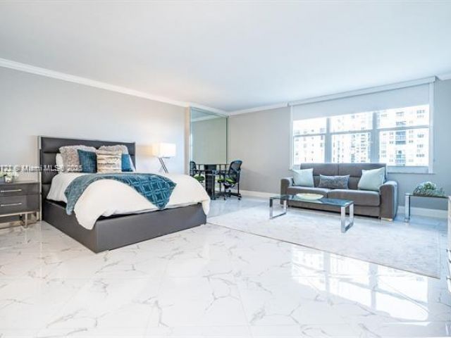 Apartment for rent  Unit #503 - photo 6244524