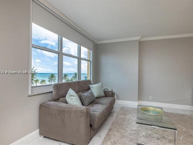 Apartment for rent  Unit #503 - photo 6244530