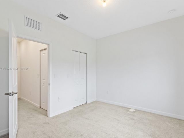 Home for rent at 965 NE 211th St - photo 6264657