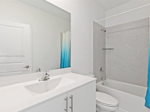 Home for rent at 965 NE 211th St - photo 6264660