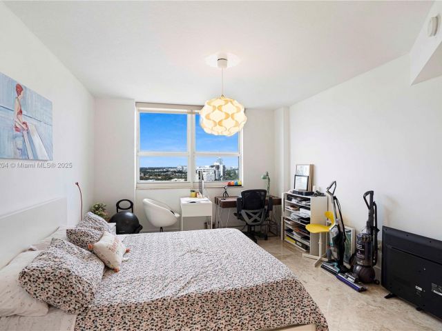 Apartment for rent  Unit #1610 - photo 6246128