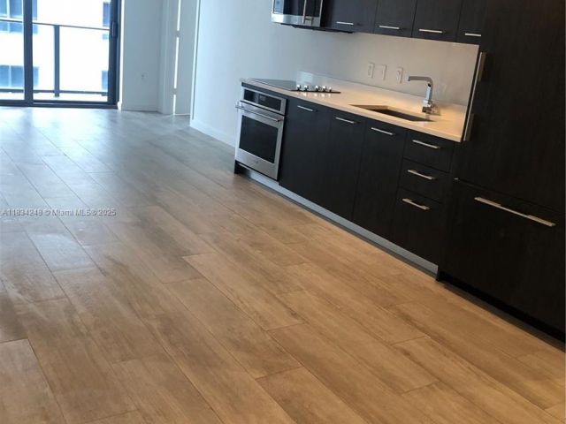 Apartment for sale  Unit #3009 - photo 6767586