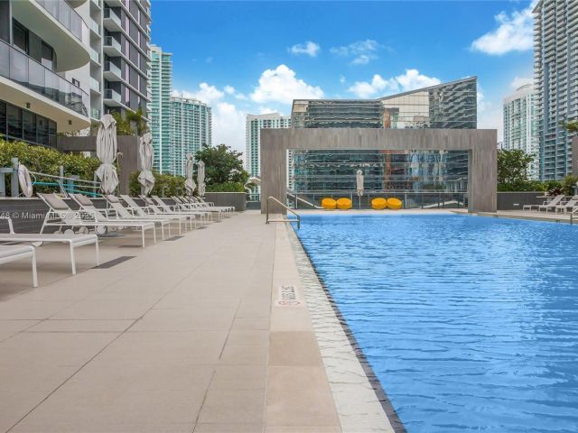 Apartment for sale  Unit #3009 - photo 6767590