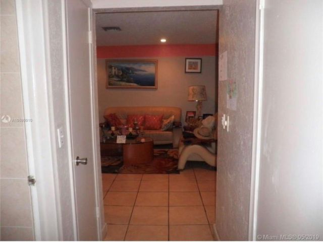 Home for rent at 1741 NE 39th St - photo 6245795