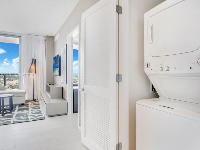 Apartment for sale  Unit #R1406 - photo 6246391