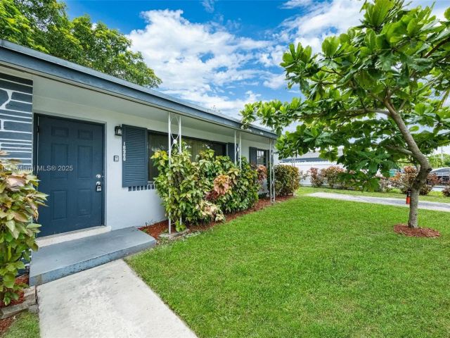 Home for sale at 18900 NW 19th Ave - photo 6257787