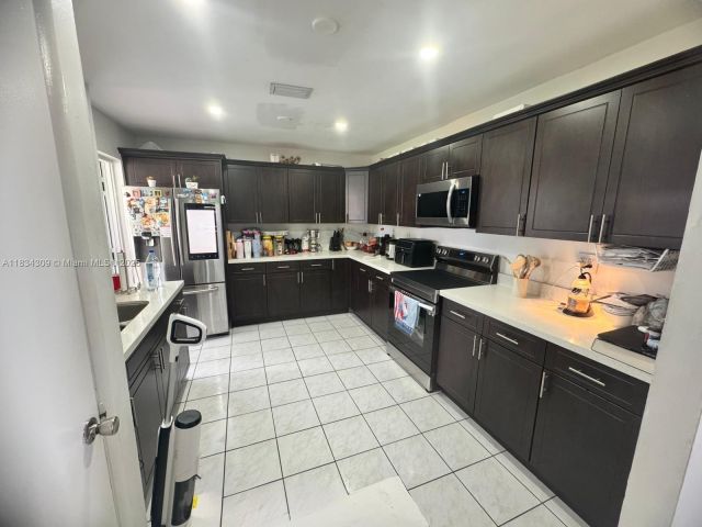 Home for sale at 20210 SW 112th Pl - photo 6245356