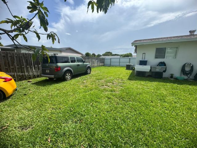 Home for sale at 20210 SW 112th Pl - photo 6245359