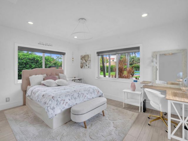 Home for rent at 2212 NE 32nd Ave - photo 6246121