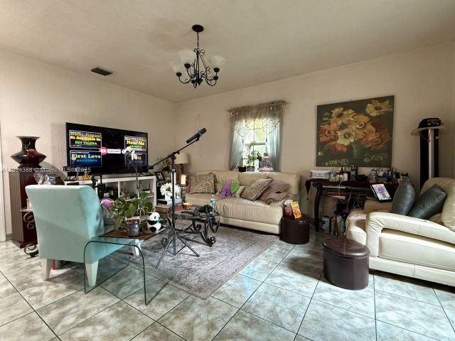 Home for sale at 1535 NE 171st St - photo 6284592