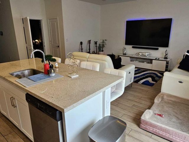 Home for sale at 1677 SE 8th Avenue - photo 6246638