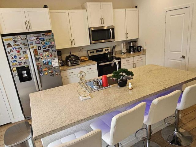 Home for sale at 1677 SE 8th Avenue - photo 6246641