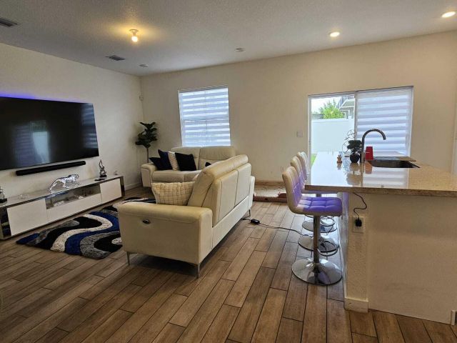 Home for sale at 1677 SE 8th Avenue - photo 6246643