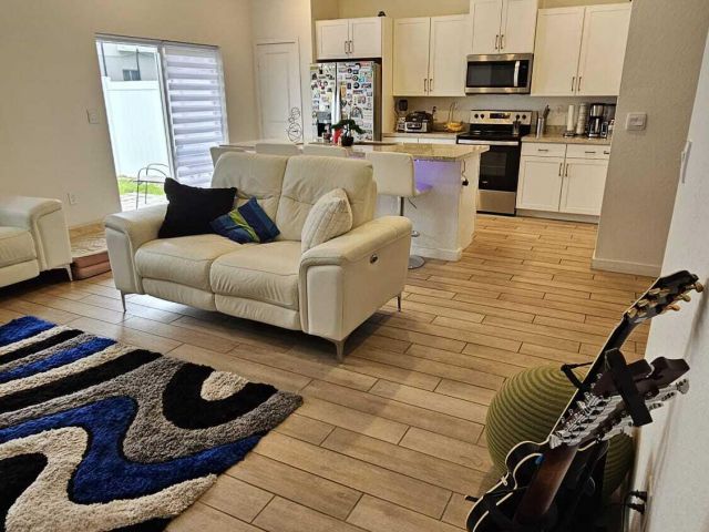 Home for sale at 1677 SE 8th Avenue - photo 6246646