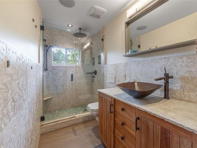 Home for sale at 1317 SW 18th Ave - photo 6246856