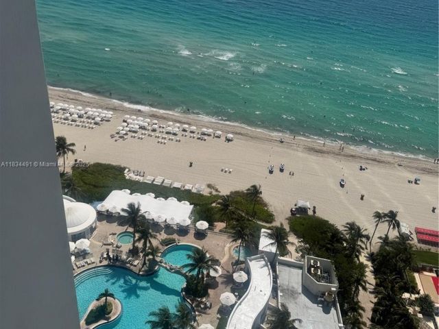 condo for sale in Sunny Isles Beach - 18001 Collins Ave 1810 - MondialRealty