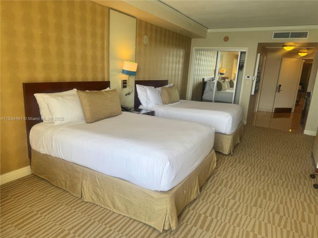 condo for sale in Sunny Isles Beach - 18001 Collins Ave 1810 - MondialRealty