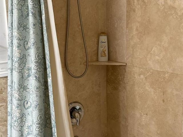 Apartment for sale  Unit #1602 - photo 6247050