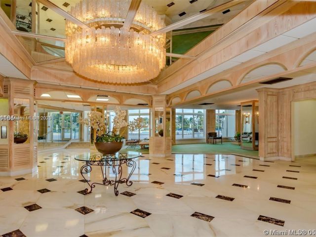 Apartment for sale  Unit #1602 - photo 6247065