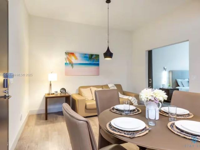 1-bedroom condo for sale in Hollywood - 777 N Ocean Dr S411 - MondialRealty