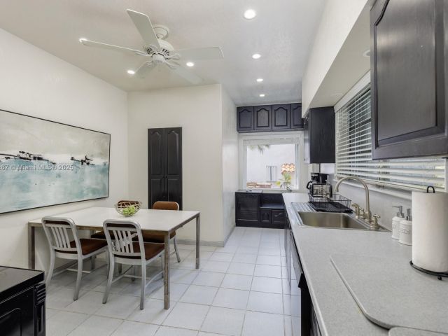 Home for rent at 1134 Harrison St - photo 6246924