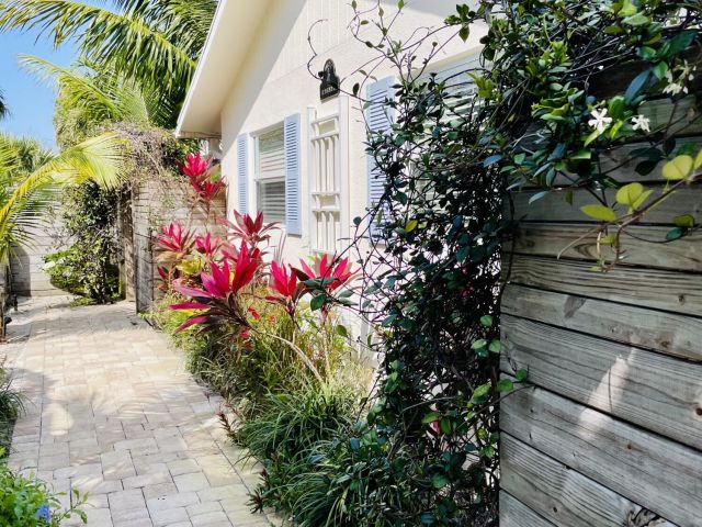 Home for sale at 311 N Swinton Avenue - photo 6254869