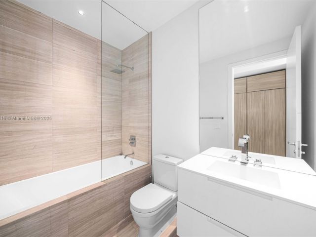 Apartment for rent  Unit #LPH21 - photo 6247735