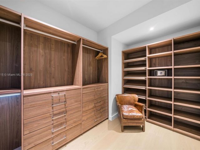 Apartment for rent  Unit #LPH21 - photo 6247741