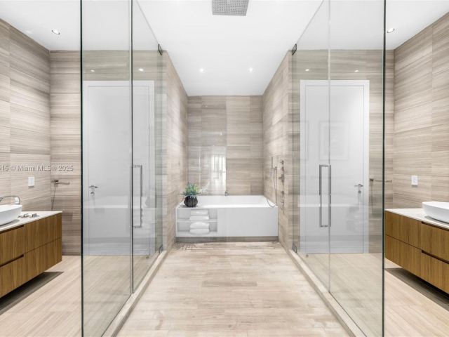 Apartment for rent  Unit #LPH21 - photo 6247742