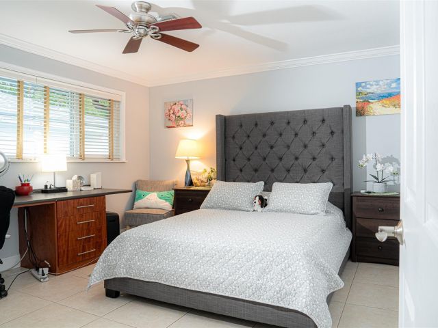 Home for sale at 4131 Bayview Dr - photo 6247375