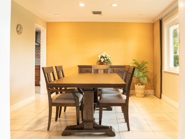 Home for sale at 4131 Bayview Dr - photo 6247382