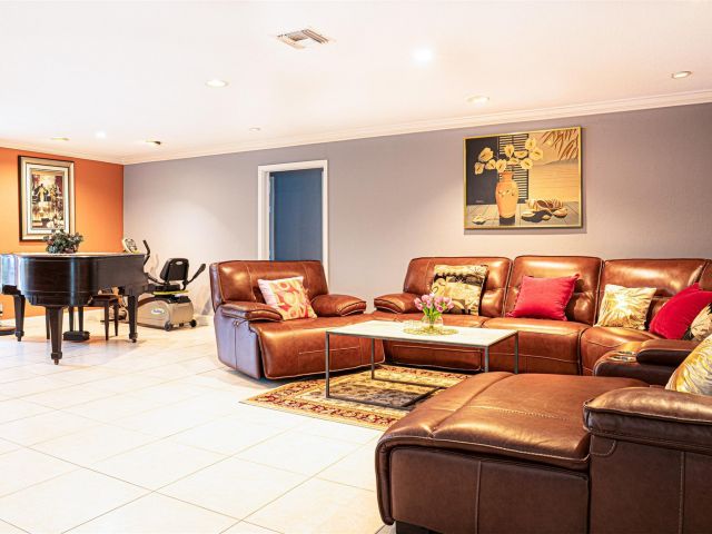 Home for sale at 4131 Bayview Dr - photo 6247384