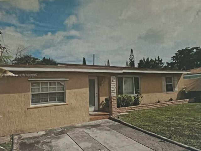 Home for sale at 12625 NW 1st Ct - photo 6258859