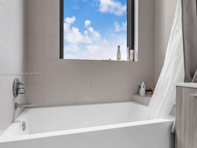 Apartment for sale  Unit #2308 - photo 6247859