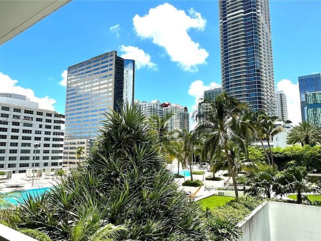 Apartment for sale  Unit #1103 - photo 6247563