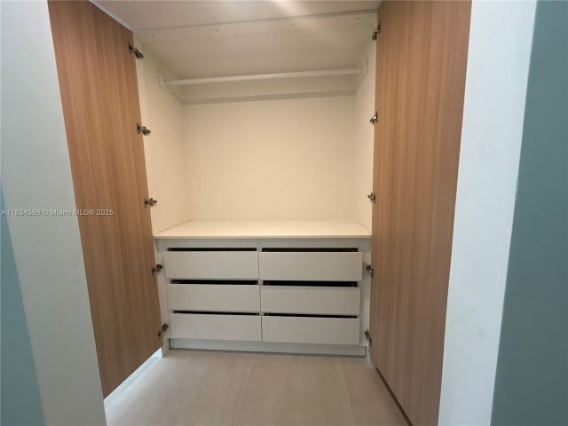 Apartment for rent  Unit #A-2539 - photo 6264717