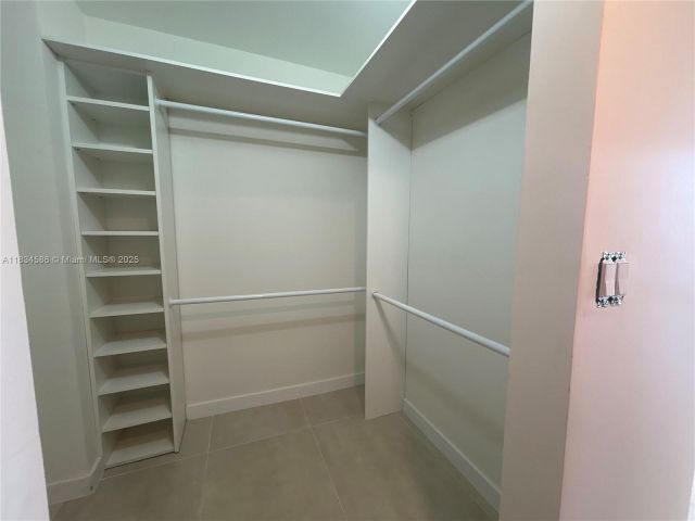 Apartment for rent  Unit #A-2539 - photo 6264718