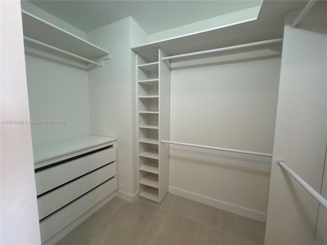 Apartment for rent  Unit #A-2539 - photo 6264719